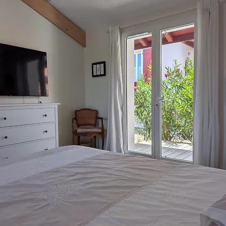 Apartment 2 Adultes, 2 Enfants A Proximite Immediate Des Plages Et Des Commerces