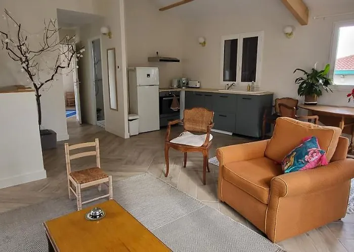 Apartment 2 Adultes, 2 Enfants A Proximite Immediate Des Plages Et Des Commerces *